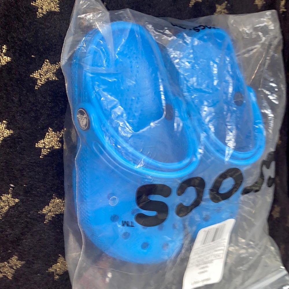 Blue crocs